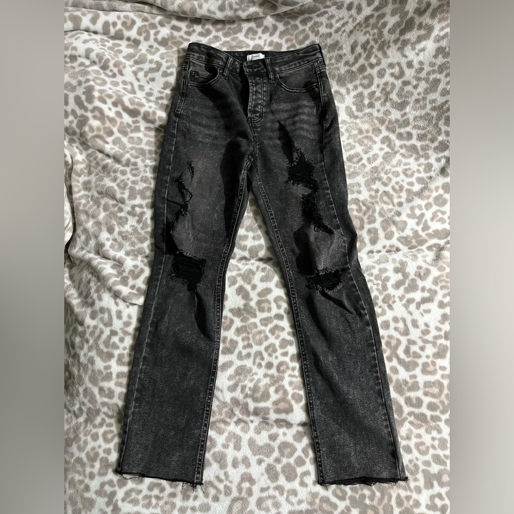 Black distressed ankle jeans